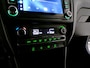 Skoda Rapid 1.2 TSI Elegance Businessline "Origineel NL!" Trekhaak Apple-carplay Android-auto Parkeersensoren RS-Stoelen Garantie