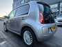 Volkswagen Up! 1.0 high up! BlueMotion / 154 DKM / Panoramadak !!!