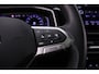 Volkswagen T-Roc R-Line 1.5 TSI 150pk DSG Automaat Panoramadak, Adaptive cruise control, Achteruitrijcamera, LED koplampen, Parkeersensoren, Airco, App connect