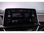 Volkswagen T-Roc R-Line 1.5 TSI 150pk DSG Automaat Panoramadak, Adaptive cruise control, Achteruitrijcamera, LED koplampen, Parkeersensoren, Airco, App connect