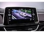 Volkswagen T-Roc R-Line 1.5 TSI 150pk DSG Automaat Panoramadak, Adaptive cruise control, Achteruitrijcamera, LED koplampen, Parkeersensoren, Airco, App connect