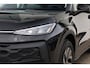 Volkswagen T-Roc 1.5 eTsi Limited Edition 116PK / 85kW Achteruitrijcamera, verwarmbare voorstoelen + stuurwiel, dodehoekdetectie (Side Assist), Apple Carplay & Android Auto, draadloos telefoon laden, 2-zone Climatronic airconditioning, plaatsbesparend reservewiel, 16'' LMV 'Bilbao', elektrisch verstel-, verwarm- en inklapbare buitenspiegels, DAB+, adaptieve cruise control (ACC) etc.