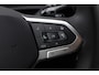 Volkswagen T-Roc 1.5 eTsi Limited Edition 116PK / 85kW Achteruitrijcamera, verwarmbare voorstoelen + stuurwiel, dodehoekdetectie (Side Assist), Apple Carplay & Android Auto, draadloos telefoon laden, 2-zone Climatronic airconditioning, plaatsbesparend reservewiel, 16'' LMV 'Bilbao', elektrisch verstel-, verwarm- en inklapbare buitenspiegels, DAB+, adaptieve cruise control (ACC) etc.