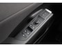 Volkswagen T-Roc 1.5 eTsi Limited Edition 116PK / 85kW Achteruitrijcamera, verwarmbare voorstoelen + stuurwiel, dodehoekdetectie (Side Assist), Apple Carplay & Android Auto, draadloos telefoon laden, 2-zone Climatronic airconditioning, plaatsbesparend reservewiel, 16'' LMV 'Bilbao', elektrisch verstel-, verwarm- en inklapbare buitenspiegels, DAB+, adaptieve cruise control (ACC) etc.