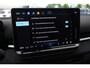 Volkswagen T-Roc 1.5 eTsi Limited Edition 116PK / 85kW Achteruitrijcamera, verwarmbare voorstoelen + stuurwiel, dodehoekdetectie (Side Assist), Apple Carplay & Android Auto, draadloos telefoon laden, 2-zone Climatronic airconditioning, plaatsbesparend reservewiel, 16'' LMV 'Bilbao', elektrisch verstel-, verwarm- en inklapbare buitenspiegels, DAB+, adaptieve cruise control (ACC) etc.