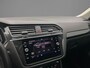 Volkswagen Tiguan Elegance 1.5 TSI 150pk DSG Automaat Trekhaak, Panoramadak, Adaptive cruise control, Elektrische achterklep, LED matrix koplampen, Achteruitrijcamera