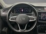 Volkswagen Tiguan Elegance 1.5 TSI 150pk DSG Automaat Trekhaak, Panoramadak, Adaptive cruise control, Elektrische achterklep, LED matrix koplampen, Achteruitrijcamera