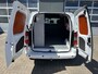 Peugeot Partner 120 1.6 BlueHDi Airco Cruise controle Trekhaak 1250kg trekgewicht 3-Peroons Parkeerhulp achter Schuifdeur Kastinrichting Euro 6 Bpm vrij voor particulier gebruik!!