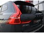 Volvo XC60 2.0 T6 AWD R-Design Long Range | Pano | Orrefors | Digitaal Dash | Leder | ACC | Memory | Camera | Keyless | 22'''| Stoelverwarming voor & achter | Stuurwielverwarming | Trekhaak | Led | Electric Seats | Carplay | Dodehoek Detectie