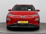 Hyundai Kona Electric EV Fashion 64 kWh | SoH 97,1% | Stoelverwarming | WLTP 484km | 3-fasen | Warmtepomp | Navigatie |