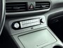 Hyundai Kona Electric EV Fashion 64 kWh | SoH 97,1% | Stoelverwarming | WLTP 484km | 3-fasen | Warmtepomp | Navigatie |