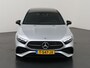 Mercedes-Benz A-klasse 180 AMG Line | Night | Panoramadak | Stoelverwarming | Digital Light |