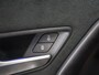 Mercedes-Benz A-klasse 180 AMG Line | Night | Panoramadak | Stoelverwarming | Digital Light |