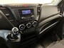 IVECO Daily 35S16 2.3 375 DC 7 pers. Open Laadbak / Euro 6 / Trekhaak 3.500 KG / Airco / Cruise Control / 32.300 KM !!