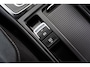 Volkswagen Golf 1.4 TSI Business Edition R-line / Stoelverwarming / Bluetooth / Alcantara