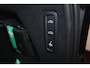 Volvo XC90 T8 Recharge AWD Ultra Bright - Luchtvering - Panorama/schuifdak - IntelliSafe Assist & Surround - 360º Camera - Bowers & Wilkins audio - Adaptieve LED koplampen - Verwarmde voorstoelen, stuur & achterbank - Parkeersensoren voor & achter - Elektr. bedienb. voorstoelen met geheugen - Geventileerde voorstoelen - Head up display - Draadloze tel. lader - Extra getint glas - Inklapbare trekhaak - 22' LMV