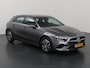 Mercedes-Benz A-klasse 180 Star Edition | Voorstoelen verwarmd | Achteruitrijcamera | LED-koplampen