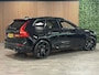 Volvo XC60 T8 AWD Recharge Ultra Black Edition | Bowers & Wilkins | Luchtvering | Trekhaak | 360° Camera | 455pk | Head-Up Display | Adaptieve Cruise Control | Stoelverwarming voor+achter | Stuurwielverwarming | Schuifdak | Full LED Meesturende koplampen | Pilot Assist | BLIS Dode Hoek Detectie | Elektrische voorstoelen geheugen | R-Design Contour stoelen met wit stiksel en bies | Zitting verlenging voorstoelen | Lederen dashboard | 21 Inch | Google Infotainment | Keyless Drive | Elektrisch bedienbare achterklep | DAB Radio | Apple Carplay/Android Auto | Alarm Klasse III | Draadloos telefoon opladen | Volvo On Call met mobiele App functie | Onyx Black Metallic |