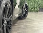 Volvo XC60 T8 AWD Recharge Ultra Black Edition | Bowers & Wilkins | Luchtvering | Trekhaak | 360° Camera | 455pk | Head-Up Display | Adaptieve Cruise Control | Stoelverwarming voor+achter | Stuurwielverwarming | Schuifdak | Full LED Meesturende koplampen | Pilot Assist | BLIS Dode Hoek Detectie | Elektrische voorstoelen geheugen | R-Design Contour stoelen met wit stiksel en bies | Zitting verlenging voorstoelen | Lederen dashboard | 21 Inch | Google Infotainment | Keyless Drive | Elektrisch bedienbare achterklep | DAB Radio | Apple Carplay/Android Auto | Alarm Klasse III | Draadloos telefoon opladen | Volvo On Call met mobiele App functie | Onyx Black Metallic |