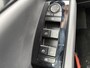 Mazda 3 2.0 e-SkyActiv-G M Hybrid Luxury / Fabrieksgarantie tot 01-2029 of 150.000km / Dealer Onderhouden / Adaptieve Cruise Control / BOSE Audio / Elektrische Bestuurderstoel met Geheugen /