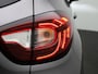 Renault Captur TCe 90 Intens | R-link navigatie | Parkeersensoren rondom met achteruitrijcamera en semi-automatisch parkeren | Climate Control | Two-tone metaalkleur |