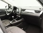 Renault Captur TCe 90 Intens | Apple CarPlay & Android Auto | Parkeersensoren v+a met achteruitrijcamera | Cruise control | Climate control | Lichtmetalen velgen | Two-tone metaalkleur |