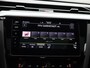 Volkswagen Arteon Shooting Brake 1.4 TSI eHybrid R-Line Business+ 218 PK| Dealeronderhouden | Panoramadak | Trekhaak | Leder Interieur | 360 Camera | Head-Updisplay | Stoelverwarming Voor & Achter | Achterklep Elektrisch