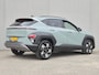 Hyundai Kona 1.6 GDI HEV Comfort Smart / Fabrieksgarantie tot 10-2029 / Dealer Onderhouden / Eerste Eigenaar / Navigatie / Trekgewicht 1300 kg / Stuur- & Stoelverwarming / Achteruitrijcamera / Elektrische achterklep / Adaptief cruise control / Apple Carplay Android Auto /