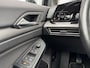 Volkswagen Golf 1.5 TSI Style First Edition | Alcantara | Panorama | Digital Cockpit | LED | CarPlay | Adaptive Cruise | Navigatie | Climate