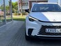Lexus LBX 1.5 Comfort & Safety Pack | Dodehoekherkenning, Parkeersensoren, Keyless, Stoelverwarming
