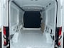 Ford Transit 350 2.0 TDCI L2H2 Trend 130 pk FWD | BPM-VRIJ | Achteruitrijcamera | Trekhaak | Verwarmde bestuurdersstoel en bijrijdersbank | Cruise Control