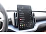 Volvo EX30 272PK Single Motor Extended Range Europa 69 kWh / Adaptive Cruise Control / Harman Kardon / Extra getint glas / Stoelverwarming / Stuurverwarming / Achteruitrijcamera / Elektrisch verstelbare stoelen / 20" velgen