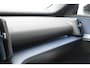 Volvo EX30 272PK Single Motor Extended Range Europa 69 kWh / Adaptive Cruise Control / Harman Kardon / Extra getint glas / Stoelverwarming / Stuurverwarming / Achteruitrijcamera / Elektrisch verstelbare stoelen / 20" velgen