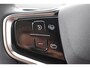 Volvo EX30 272PK Single Motor Extended Range Europa 69 kWh / Adaptive Cruise Control / Harman Kardon / Extra getint glas / Stoelverwarming / Stuurverwarming / Achteruitrijcamera / Elektrisch verstelbare stoelen / 20" velgen