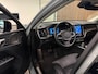 Volvo XC60 T8 AWD Recharge Ultra Dark | Luchtvering | Trekhaak | 360° Camera | 455pk | Head-Up Display | Harman Kardon | Adaptieve Cruise Control | Stoelverwarming voor+achter | Stuurwielverwarming | Schuifdak | Full LED Meesturende koplampen | Pilot Assist | BLIS Dode Hoek Detectie | Elektrische voorstoelen geheugen | Lederen bekleding | Zitting verlenging voorstoelen | Lederen dashboard | 21 Inch | Google Infotainment | Keyless Drive | Elektrisch bedienbare achterklep | DAB Radio | Apple Carplay/Android Auto | Alarm Klasse III | Draadloos telefoon opladen | Volvo On Call met mobiele App functie | Vapour Grey Metallic |