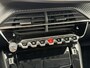 Peugeot 2008 Allure 1.2 PureTech 130PK EAT8 Automaat Achteruitrijcamera, Parkeersensoren, Adaptieve Cruise Control, Stoelverwarming, Apple Carplay, Android Auto