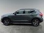 Volvo XC40 2.0 B4 Plus Dark