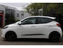 Hyundai i10 1.0 Black Pakket Navi/Cam/Carplay/Pdc "RIJKLAAR"