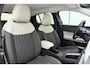 Fiat 600 600e La Prima 54 kWh | DEMO | Navigatie | Achteruitrijcamera | Elektrische achterklep | Keyless | Massagestoel | Stoelverwarming | 18" Lichtmetalen velgen