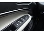 Fiat 600 600e La Prima 54 kWh | DEMO | Navigatie | Achteruitrijcamera | Elektrische achterklep | Keyless | Massagestoel | Stoelverwarming | 18" Lichtmetalen velgen