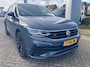 Volkswagen Tiguan 1.4 TSI eHybrid 245 PK DSG-6 R-Line Business+ | TREKHAAK | LEDER | 20 INCH | NAVIGATIE | HUD | ELEKTR. A. KLEP | STUUR + STOELVERW.