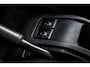 Suzuki Jimny 1.5 Stijl | 4 Persoons | Airco/Clima | Cruise Control | Navigatie | Stoelverwarming | Trekhaak |