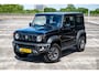 Suzuki Jimny 1.5 Stijl | 4 Persoons | Airco/Clima | Cruise Control | Navigatie | Stoelverwarming | Trekhaak |