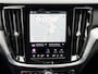 Volvo V60 2.0 T8 Plug-in hybrid AWD Plus Dark / Dealer onderhouden / Leder / Panorama schuifdak / Elektrisch verstelbare stoelen met memory / Elektrische achterklep / Adaptive Cruise Control / Stuur-, stoel- & achterbankverwarming / Camera / Apple Carplay/Android Auto / 18" Lichtmetalen velgen /