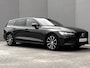Volvo V60 2.0 T8 Plug-in hybrid AWD Plus Dark / Dealer onderhouden / Leder / Panorama schuifdak / Elektrisch verstelbare stoelen met memory / Elektrische achterklep / Adaptive Cruise Control / Stuur-, stoel- & achterbankverwarming / Camera / Apple Carplay/Android Auto / 18" Lichtmetalen velgen /