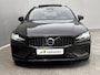 Volvo V60 2.0 T8 Plug-in hybrid AWD Plus Dark / Dealer onderhouden / Leder / Panorama schuifdak / Elektrisch verstelbare stoelen met memory / Elektrische achterklep / Adaptive Cruise Control / Stuur-, stoel- & achterbankverwarming / Camera / Apple Carplay/Android Auto / 18" Lichtmetalen velgen /