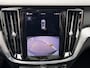 Volvo V60 2.0 T8 Plug-in hybrid AWD Plus Dark / Dealer onderhouden / Leder / Panorama schuifdak / Elektrisch verstelbare stoelen met memory / Elektrische achterklep / Adaptive Cruise Control / Stuur-, stoel- & achterbankverwarming / Camera / Apple Carplay/Android Auto / 18" Lichtmetalen velgen /
