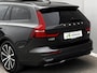 Volvo V60 2.0 T8 Plug-in hybrid AWD Plus Dark / Dealer onderhouden / Leder / Panorama schuifdak / Elektrisch verstelbare stoelen met memory / Elektrische achterklep / Adaptive Cruise Control / Stuur-, stoel- & achterbankverwarming / Camera / Apple Carplay/Android Auto / 18" Lichtmetalen velgen /