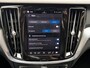 Volvo V60 2.0 T8 Plug-in hybrid AWD Plus Dark / Dealer onderhouden / Leder / Panorama schuifdak / Elektrisch verstelbare stoelen met memory / Elektrische achterklep / Adaptive Cruise Control / Stuur-, stoel- & achterbankverwarming / Camera / Apple Carplay/Android Auto / 18" Lichtmetalen velgen /
