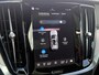 Volvo V60 2.0 T6 Plug-in hybrid AWD Ultra Dark |SOH 100%| 360° camera | Adaptieve cruise control | Blis | Stand kachel | Google | Verwarmde voorstoelen | achterbank verwarming | Harman Kardon Audio | Elektrische bedienbaar panorama dak |